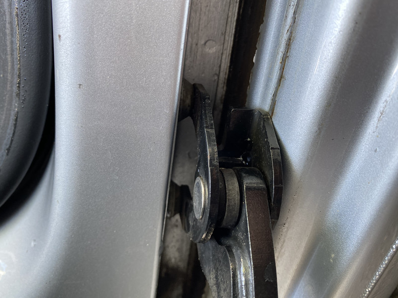 Ролик боковой двери Volkswagen Caddy 3  2012 1.6 Дизель Харьков