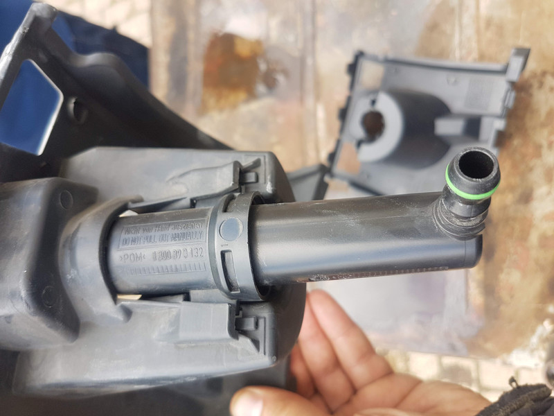 Омыватель фары Skoda Octavia  2011 универсал 2.0 Дизель Черновцы