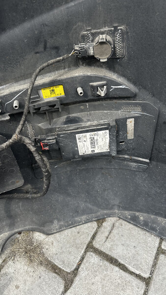 Кріплення датчиків сліпих зон правий Chevrolet Cruze  2017 1.6 Дизель Умань