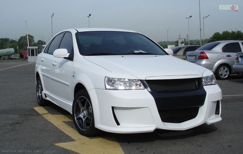 Передний бампер тюнингованый Chevrolet Lacetti  2005 универсал 1.5 Бензин Киев