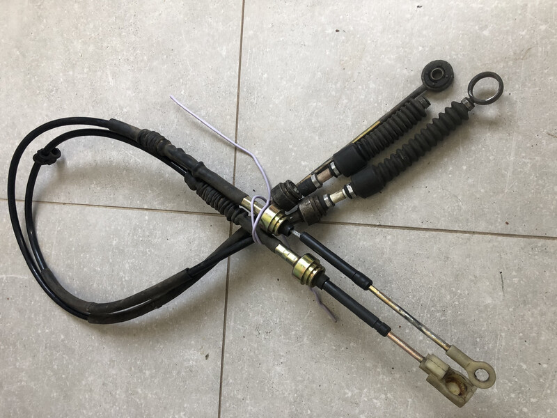 Трос перемикання передач 33820-05170   Toyota Avensis