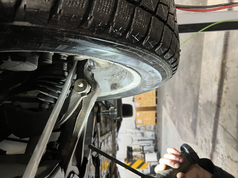 Передні важелі передньої підвіски Volvo XC90  2016 2.0 Дизель Львов