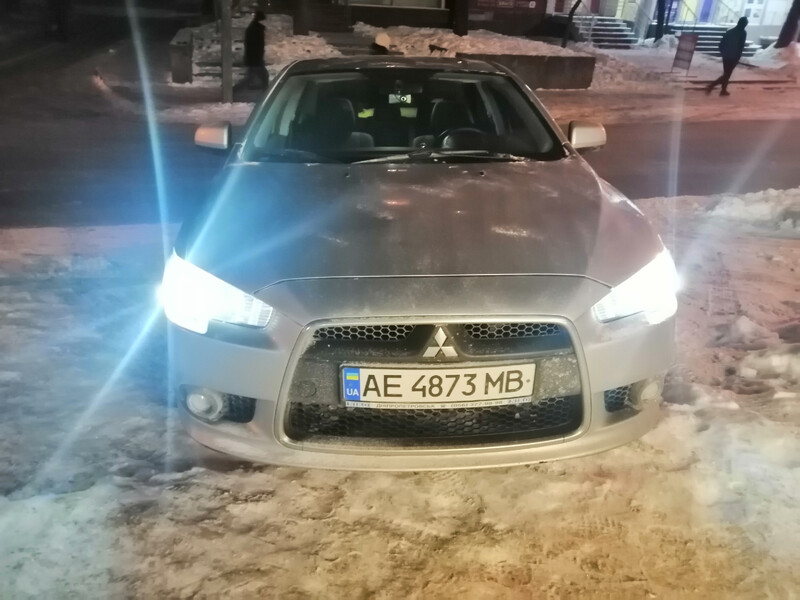 Хромированая рамка Mitsubishi Lancer  2012 1.6 Бензин Днепр