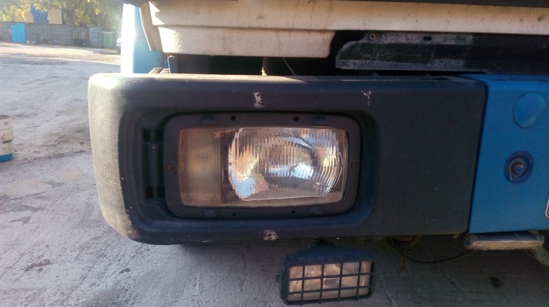 Бампер Mercedes 1820 1998 р.  Вишгород