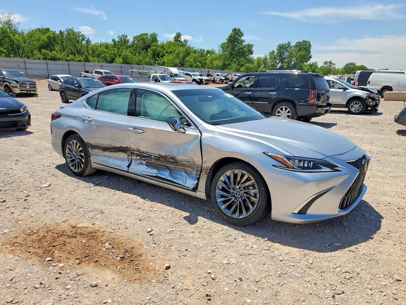 Двери передні задні і дзеркало Lexus ES  2024 2.4 Бензин Горохов