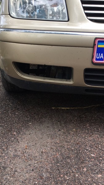 Заглушка бампера Volkswagen Bora  2002 1.6 Бензин 