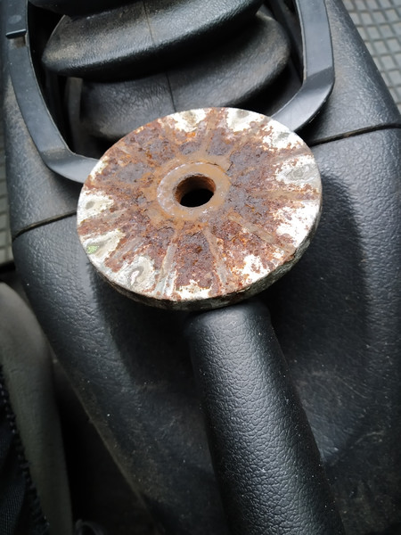 Шайба кріплення кабіни Mercedes-Benz 711  1995 4.0 Ровно