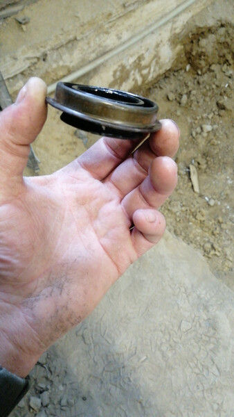 Сальник заднего редуктора Ford Maverick  2008 2.0 Бензин Луцк