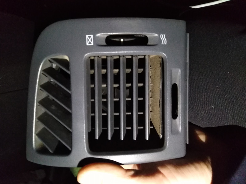 Дифлектор воздуховода Kia Cerato  2008 1.6 Дизель Балаклея