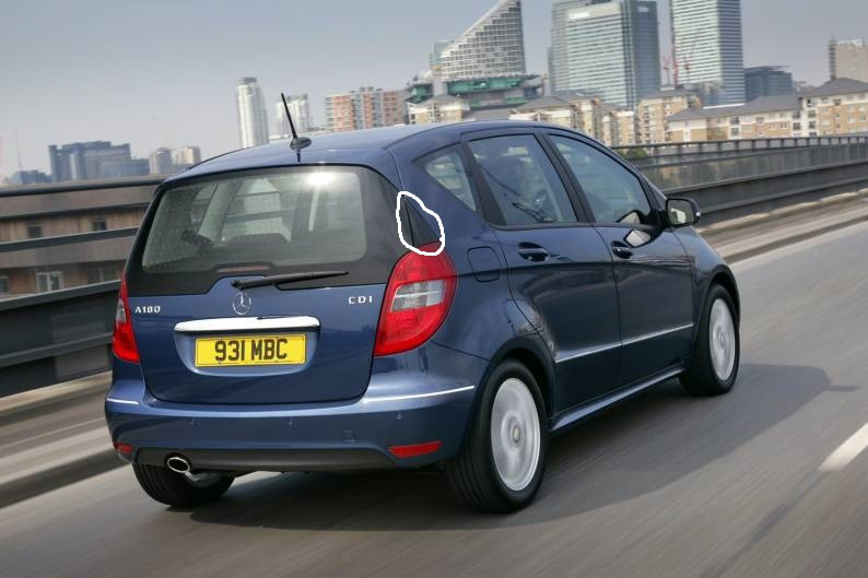 Стекло Mercedes-Benz A-Class W169  2008 хэтчбек 2.0 Бензин Киев
