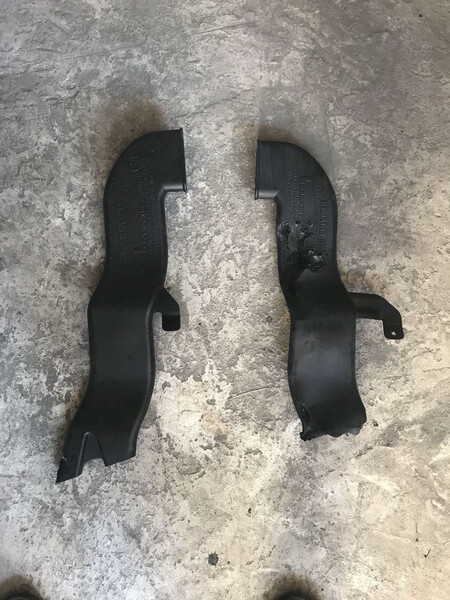 Воздуховод пола правый Renault Megane автомат 2017 універсал 1.5 Дизель 