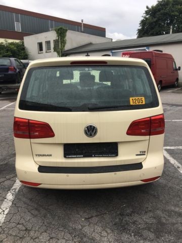 Крило праве Volkswagen Touran  2013 универсал 2.0 Дизель Ивано-Франковск