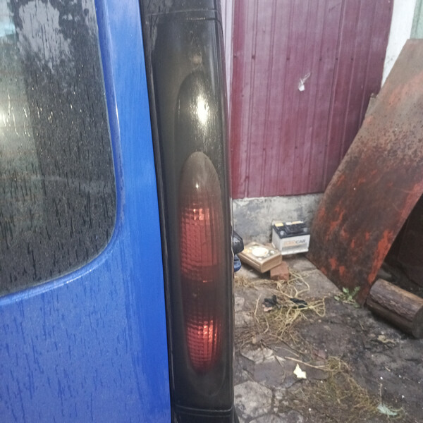 Фара задняя левая Nissan Primastar  2006 универсал 1.9 Дизель 