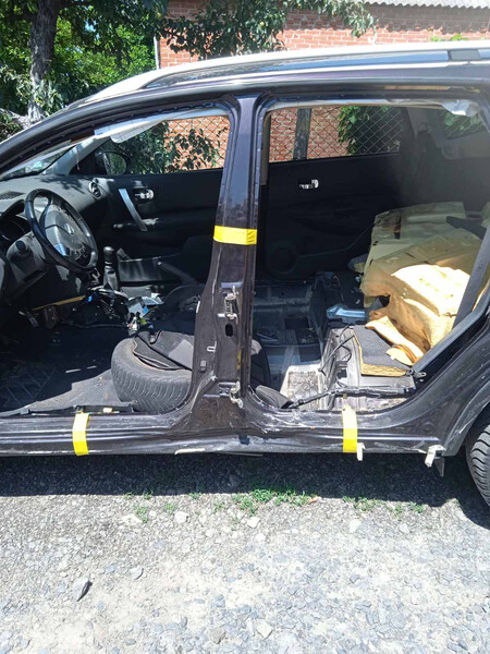 Средняя часть кузова левая сторона Nissan Qashqai 2+ 2010 0.1 Бензин Полтава