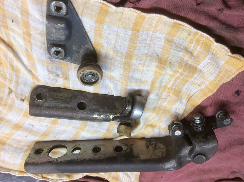 Ролики боковой двери (ремкомплект) Toyota Lite Ace  1985 1.8 Дизель Кривой Рог