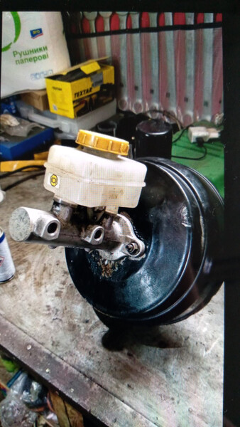 Главный тормозной вакуумник Subaru Forester SG  2006 2.5 Бензин 