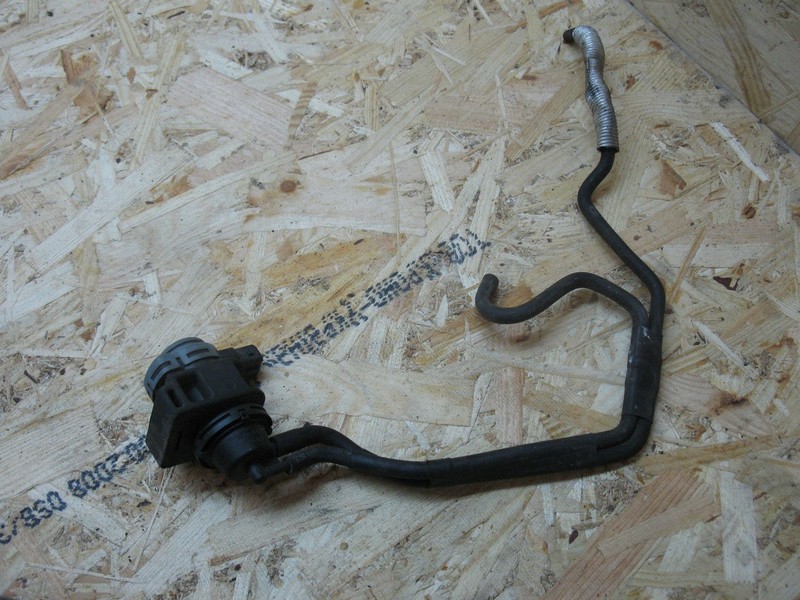 Клапан управления турбины 8200575400   Nissan Qashqai, Renault Kangoo, Renault Master, Renault Megane