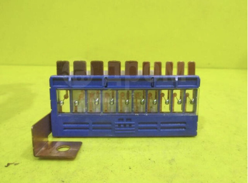 Предохранители 8262048240   Lexus RX