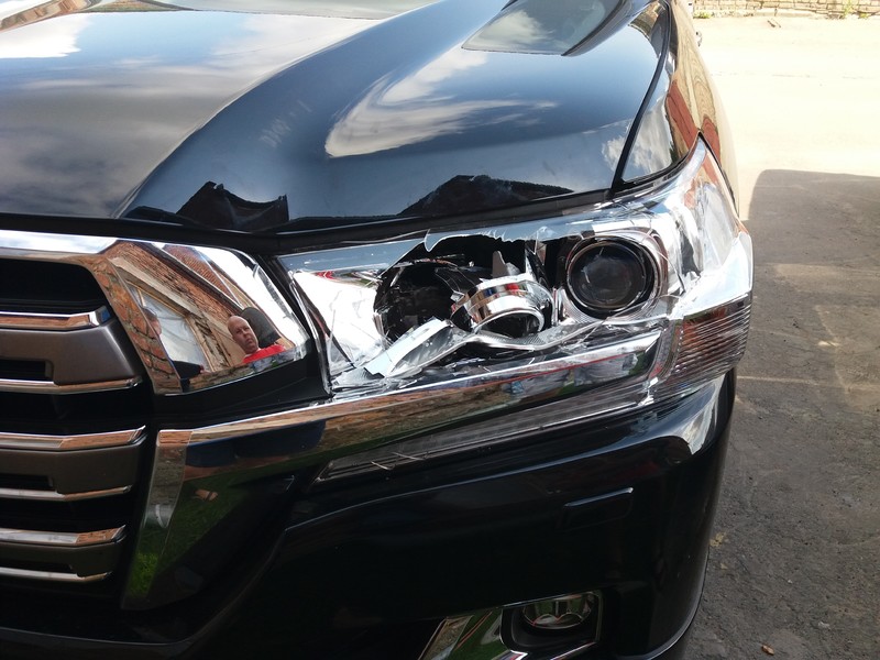 Основная фара левая - вставка 8110660K10   Toyota Land Cruiser