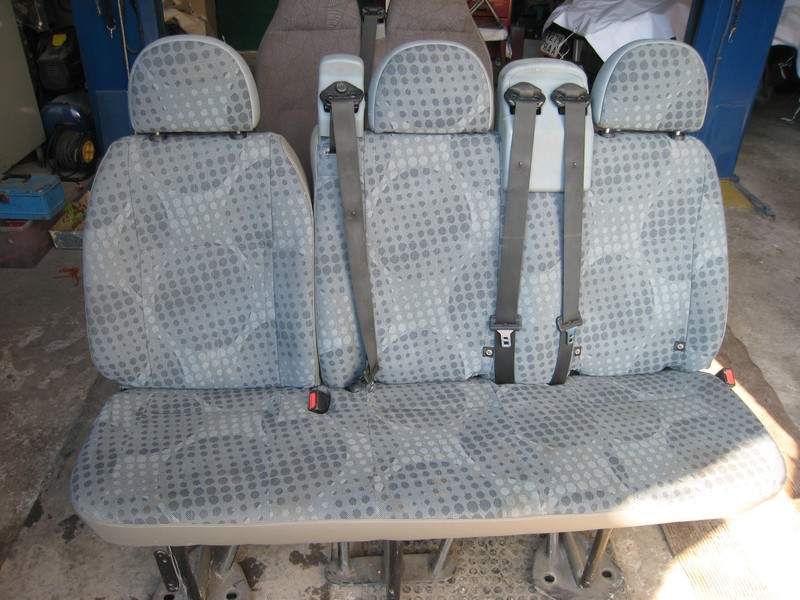 Сидение тройное Ford Transit  2008 2.2 Дизель Одесса