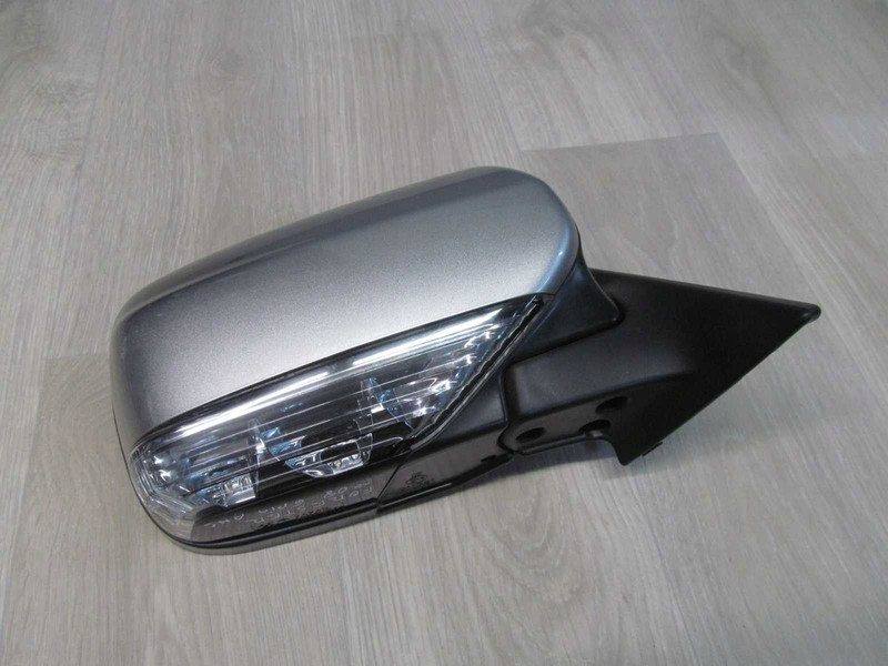 Правое зеркало на 10 проводов Subaru Forester SG  2007 2.0 Бензин Киев