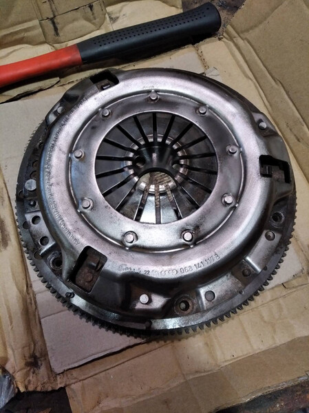 Корзина сцепления Audi 80 B3 1988 г.  1.6 л дизель Вышгород