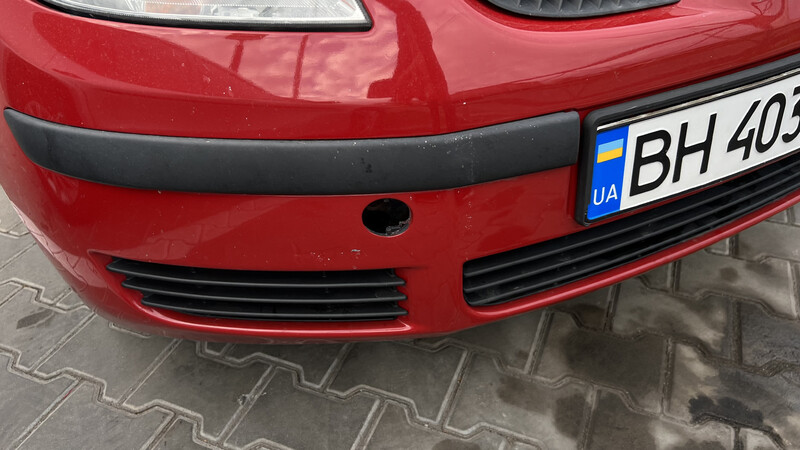 Заглушка буксировочного крюка Mitsubishi Colt  2007 хэтчбек 1.3 Бензин Одесса