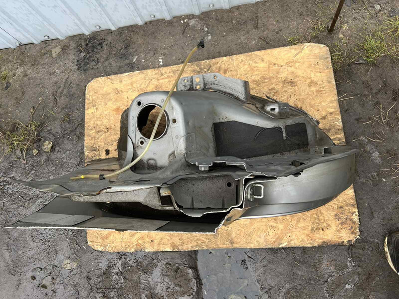 Стакан задній лівий Nissan X-Trail Т30 2004 2.2 Дизель 