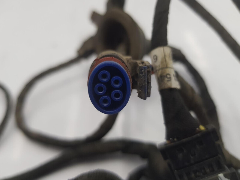 Коннекторы парктроника Mercedes M-Class W164 2008 р.  6.0 л бензин