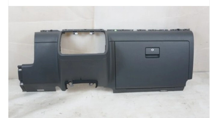 Вещевой ящик Volkswagen Sharan  2000 універсал 1.9 Дизель 