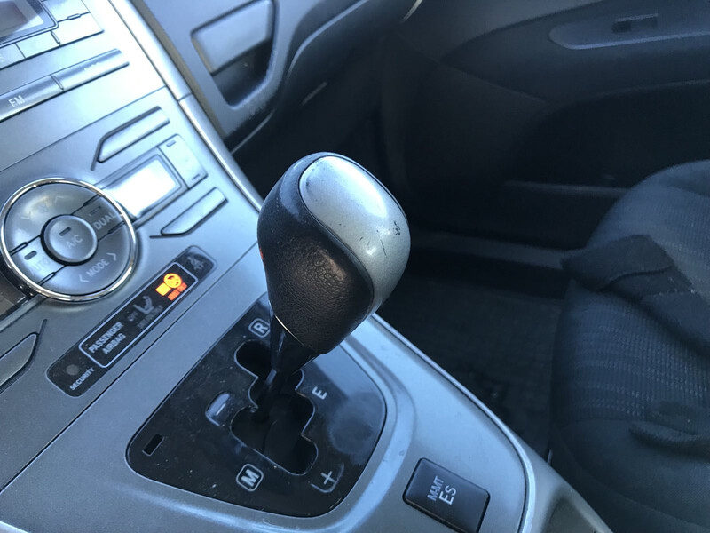 Ручка КПП Toyota Auris  2008 хетчбек 1.6 Бензин 