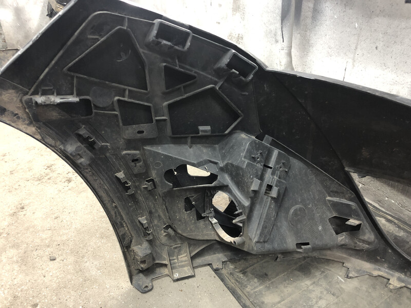 Кронштейн бампера переднего Renault Grand Scenic 3 универсал 2011 г.  1.5 л дизель Дубно