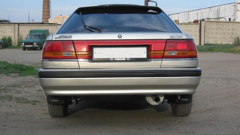 Фонарь задний левый Mazda 626  1990 хэтчбек 2.0 Бензин Одесса