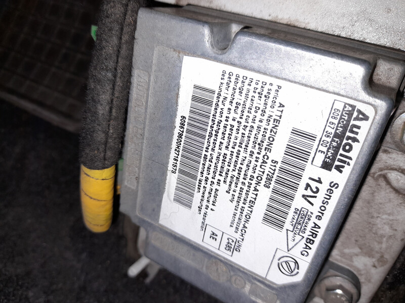 Sensors airbag Fiat Doblo  2008 1.3 Дизель 