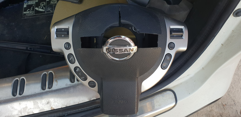 Подушка безопасности водителя Nissan Qashqai J10  2011 2.0 Дизель Бердичев