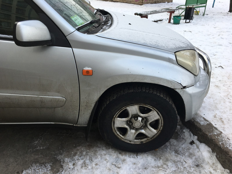 Крыло передне правое Toyota Rav 4 купе 2001 г.  1.8 л бензин Киев
