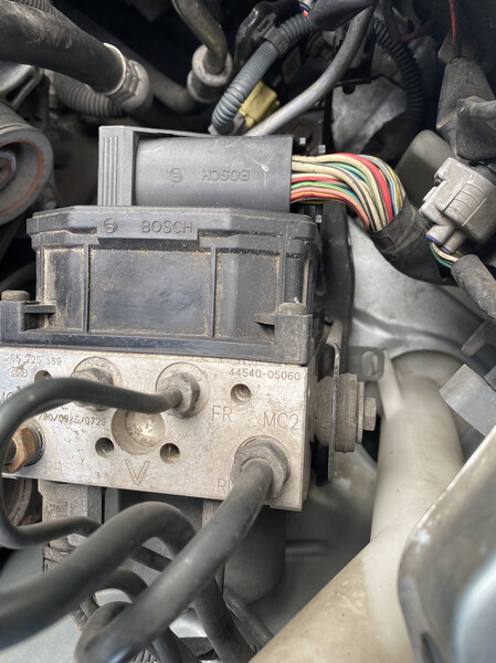 Блок управління ABS 4454005060   Toyota Avensis