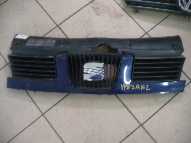 Решётка радиатора Seat Ibiza 2  2000 1.9 Дизель Одесса