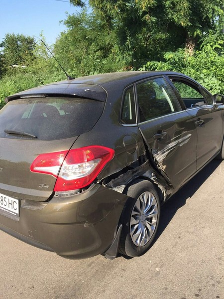 Крыло заднее Citroen C4  2012 хэтчбек 1.6 Бензин Днепропетровск