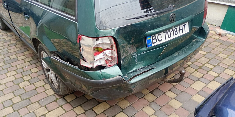Кришка багажника у зборі Volkswagen Passat B5  2000 універсал 1.9 Дизель Львів