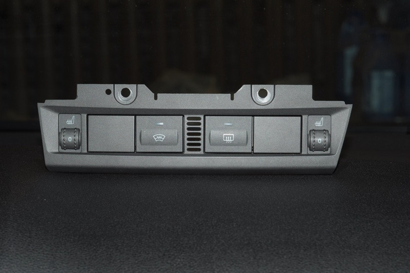 Панелька кнопок обогрева сидений Ford Focus 2  2006 1.6 Бензин Селидово