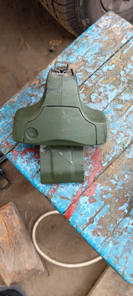 Петля багажника Mitsubishi L 200  2011 2.5 Дизель 