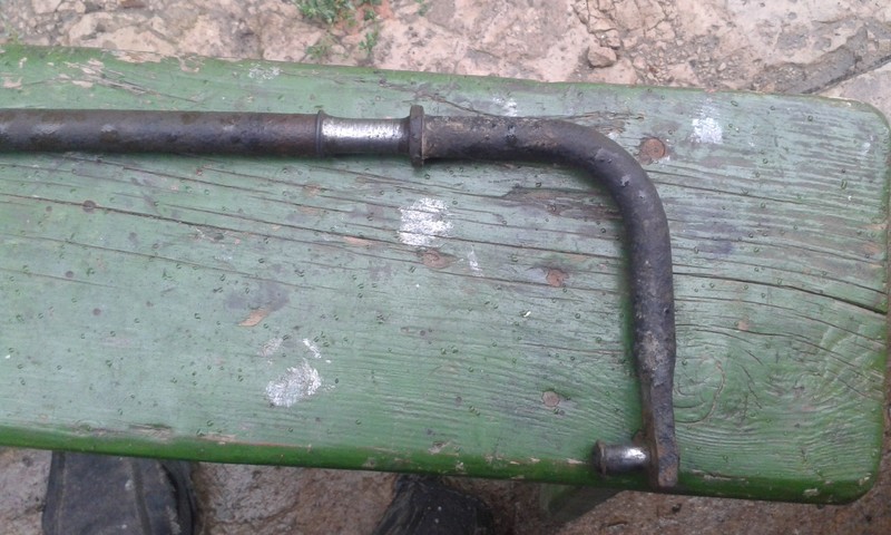 Стабилизатор задний Ford Mondeo  1993 хэтчбек 1.6 Бензин Чернигов