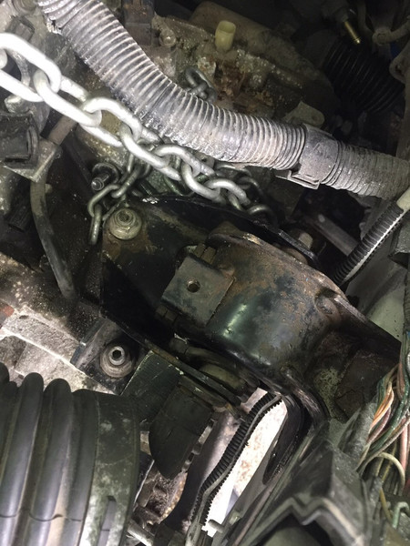Подушка КПП Mazda 6 2007 г.  2.0 л бензин Одесса