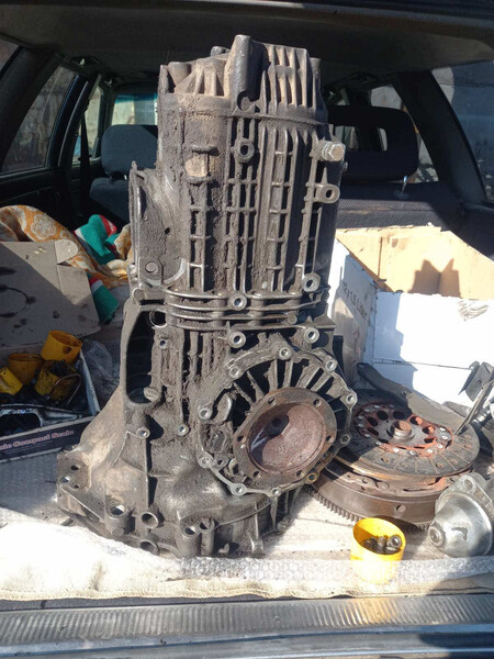 КПП Audi 100  1990 2.4 Бензин Ковель