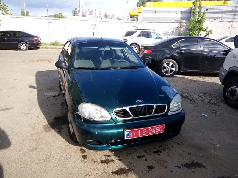 Крыло переднее левое Daewoo Lanos  2007 1.5 Бензин Киев