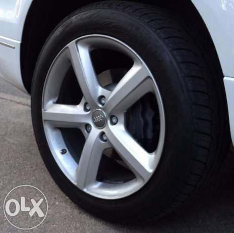 Диски легкосплавні Audi Q7 універсал 2008 р.  3.0 л дизель Київ