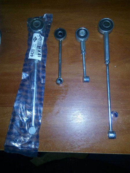 Стойки Peugeot 605  1993 2.0 Бензин Буча