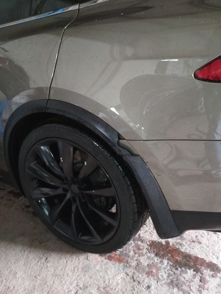 Накладка арки задней левой Tesla Model X  2017 4.0 Электро Киев