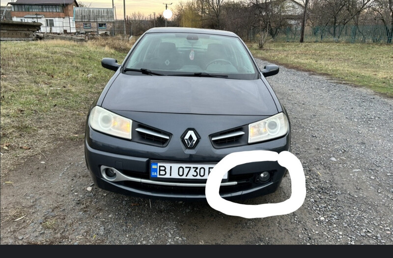 Накладка бампера Renault Megane 2008 г.  1.6 л бензин Полтава